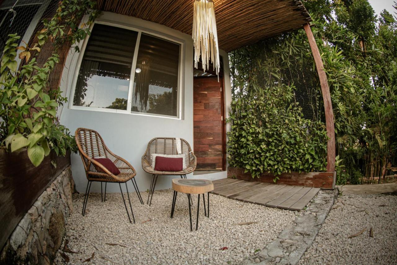 Hotel Makaaba Eco-Boutique باكالار المظهر الخارجي الصورة A room at the hotel