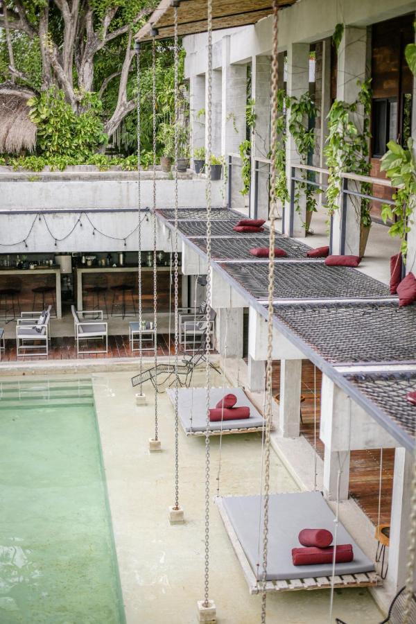 Hotel Makaaba Eco-Boutique باكالار المظهر الخارجي الصورة The swimming pool at the hotel