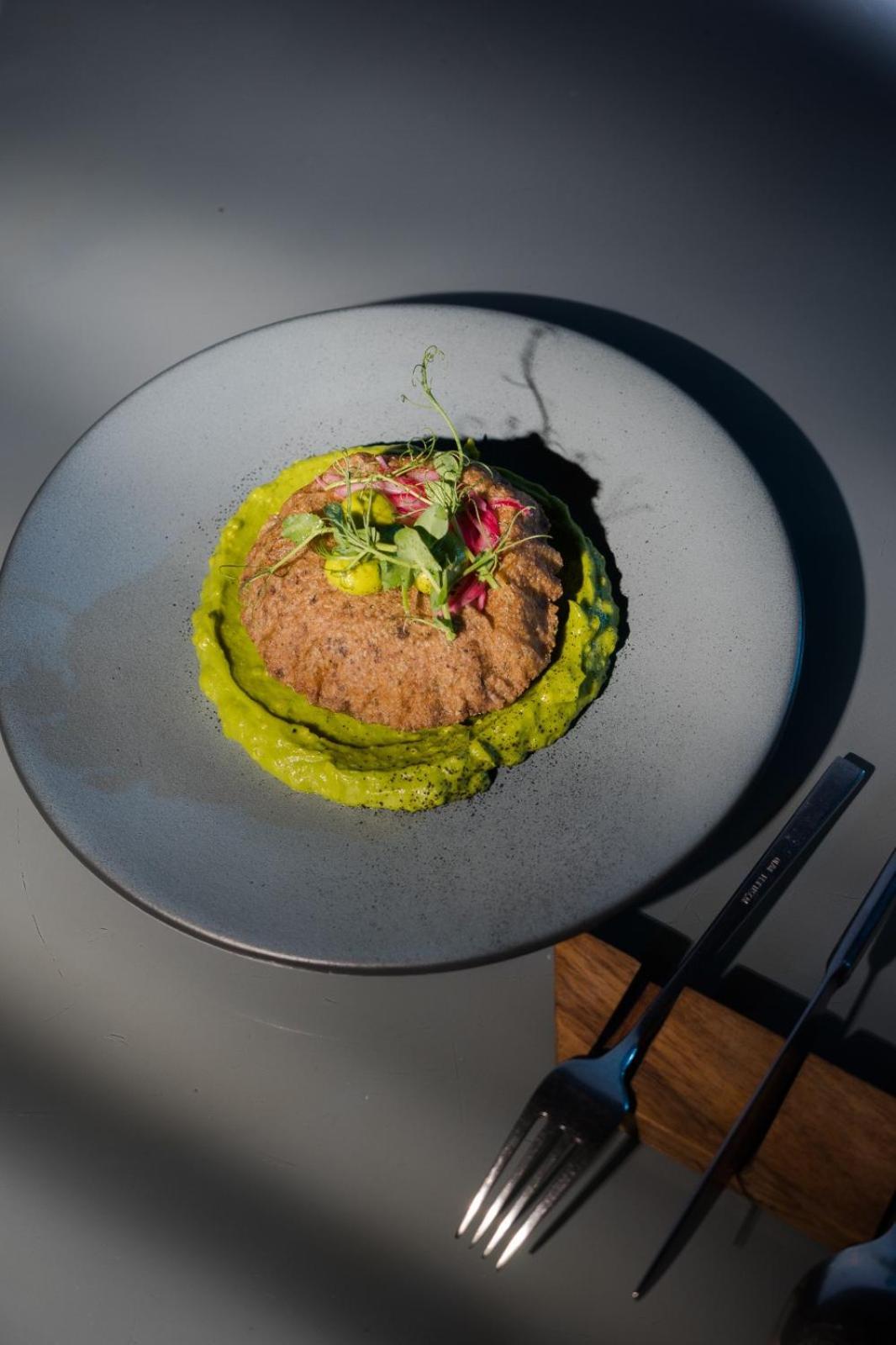 Hotel Makaaba Eco-Boutique باكالار المظهر الخارجي الصورة A vegan dish at the restaurant